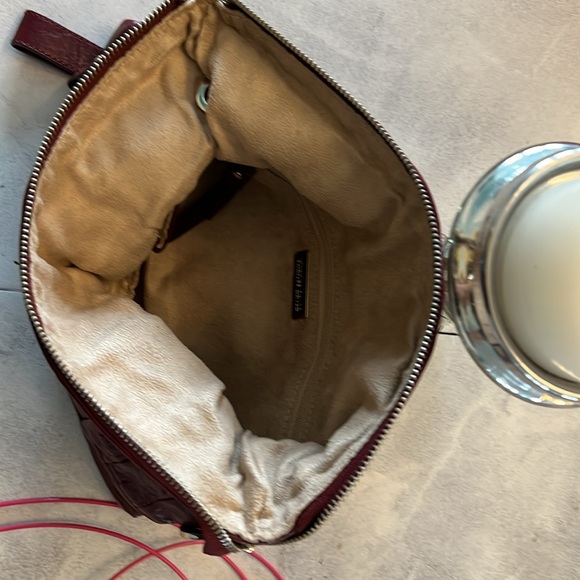 Charles David Clutch purse Maroon with zipper - Picture 5 of 7